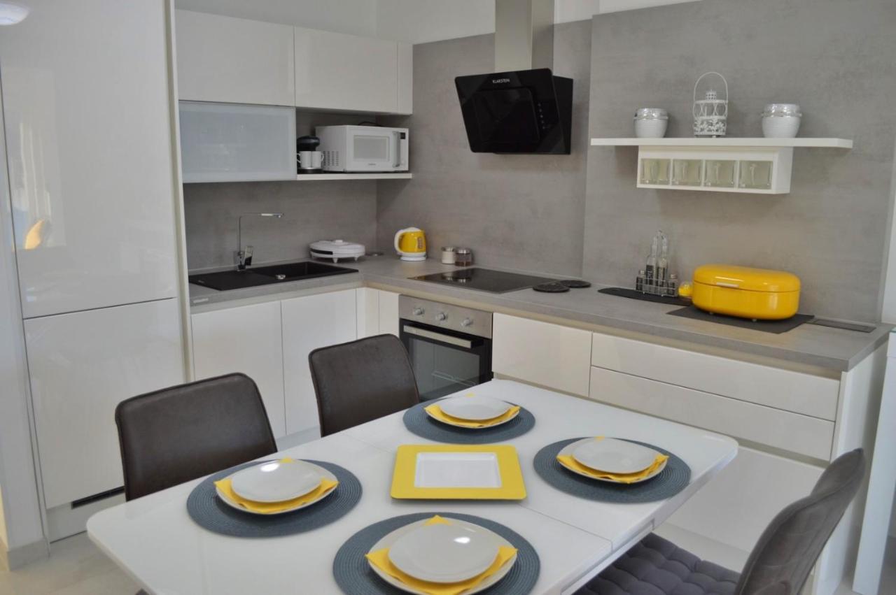 Apartment More 13 Rabac Exteriör bild