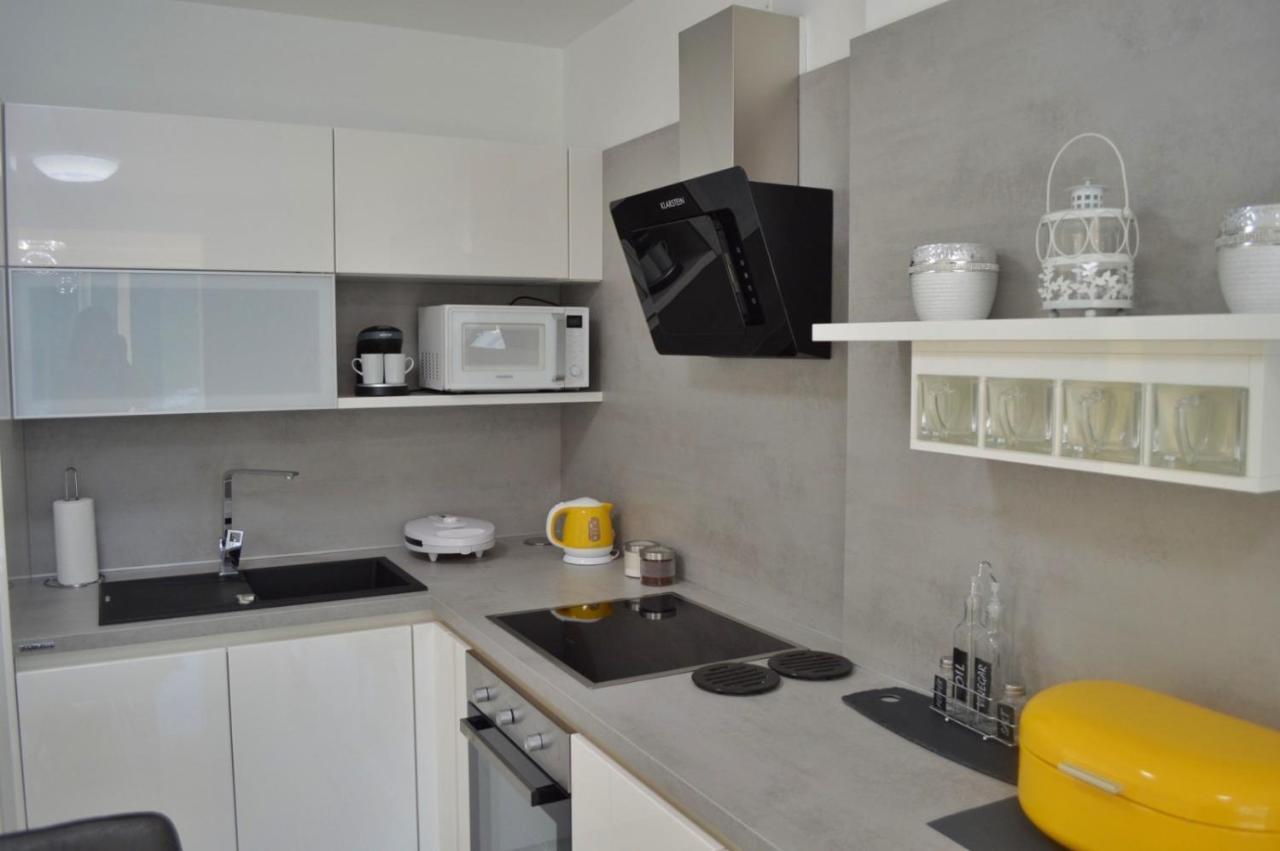 Apartment More 13 Rabac Exteriör bild